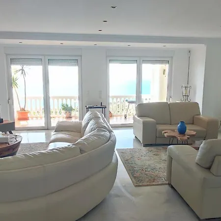 Los Botijos Apartment *